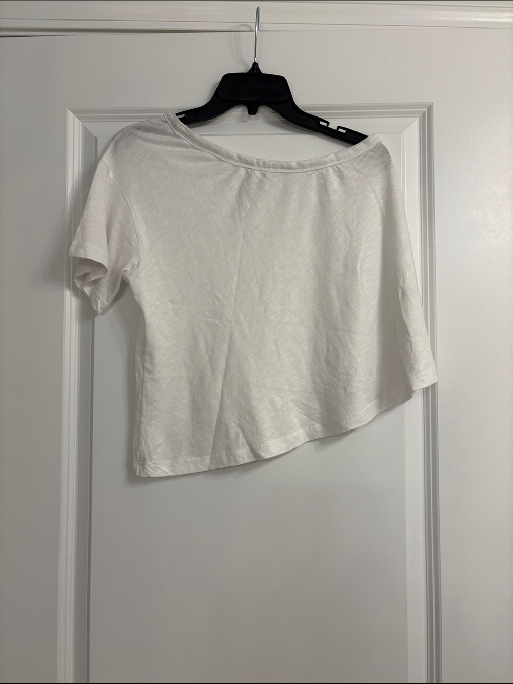 Blue Rain White Off-Shoulder Cropped Tee